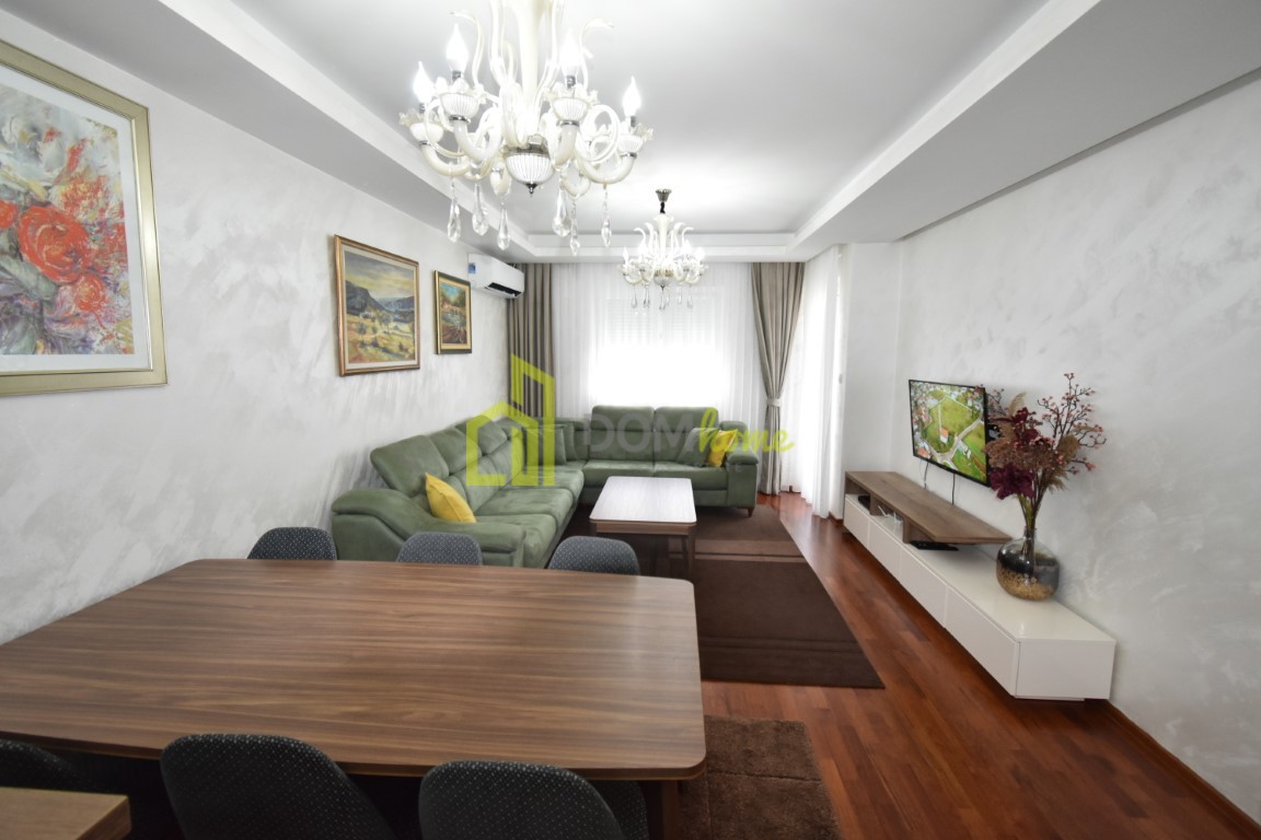 Trosoban lux stan 75m2, Stari Aerodrom